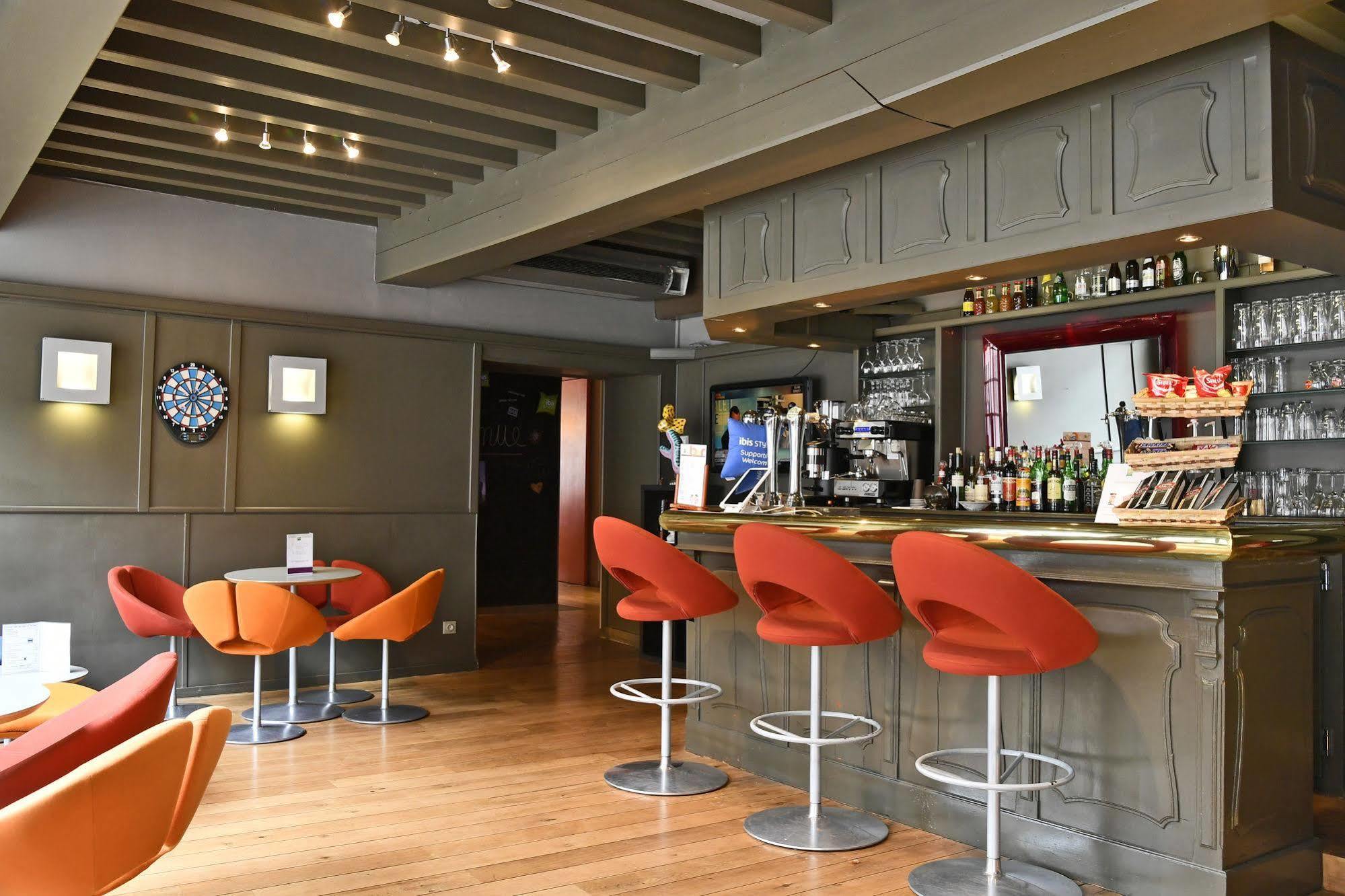 Ibis Styles Amiens Cathedrale Hotel Exterior foto